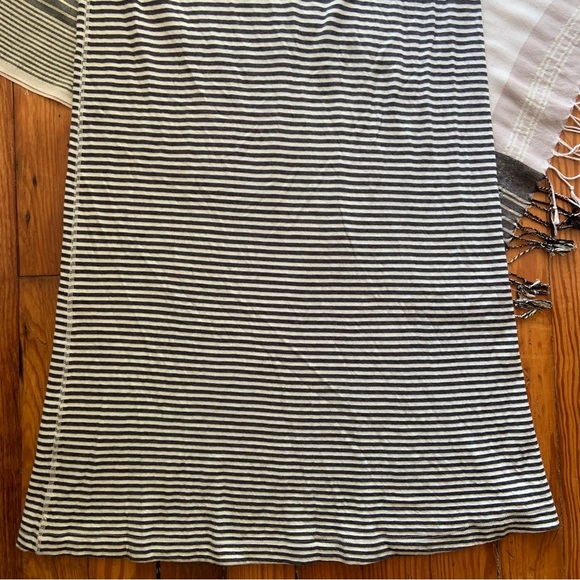 Tart Striped Strapless Jersey Maxi Dress - Picture 7 of 9